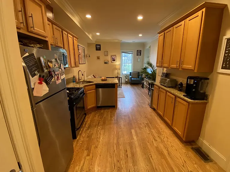 19 Lothrop St #1 — Photo 3