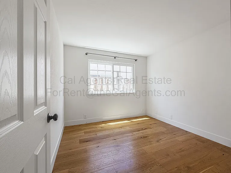 4207 Queen Anne Dr — Photo 9