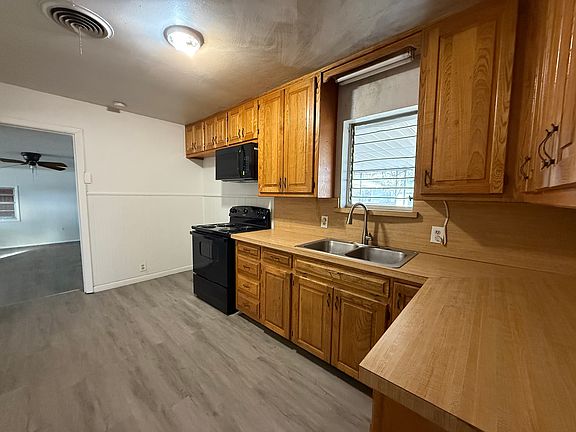 5th image of 506 S Arizona Dr