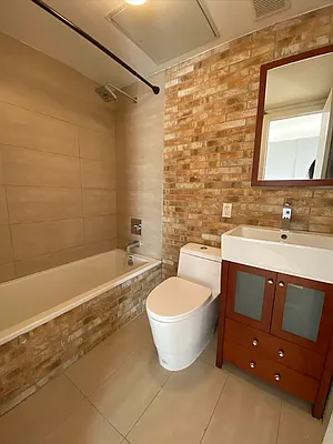 Rented by Hagstrom Management Inc | media 35