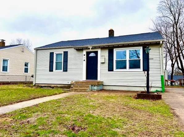 2816 Ohio Ave, Connersville, IN 47331