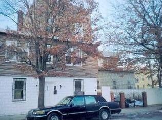5815 38th Ave, Woodside, NY 11377
