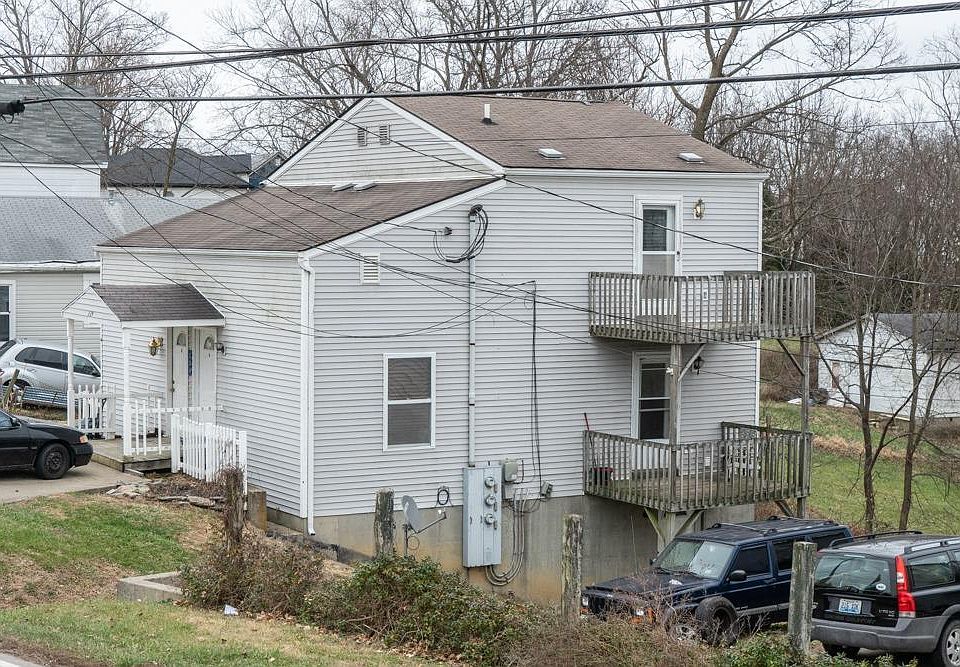 2nd image of 224 Falmouth St