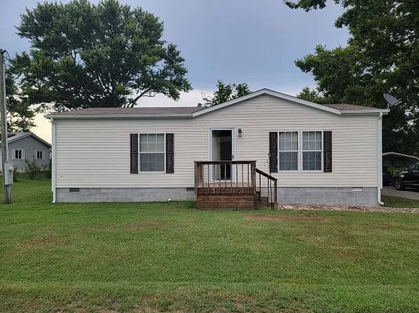 660 Walnut St, Vergennes, IL 62994