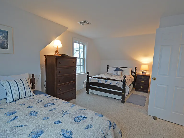 722 Kings Hwy — Photo 12