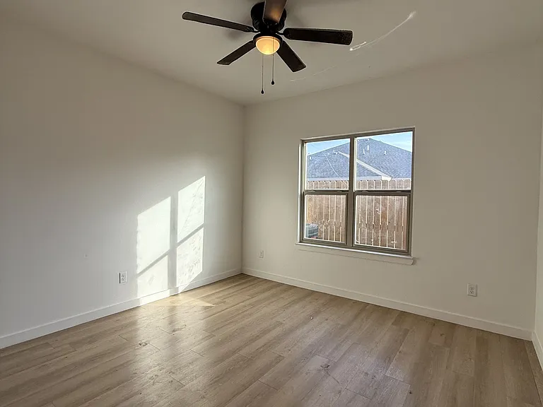 5708 Kemper St #1 — Photo 12