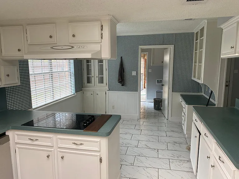 1006 Caspian Ln — Photo 13