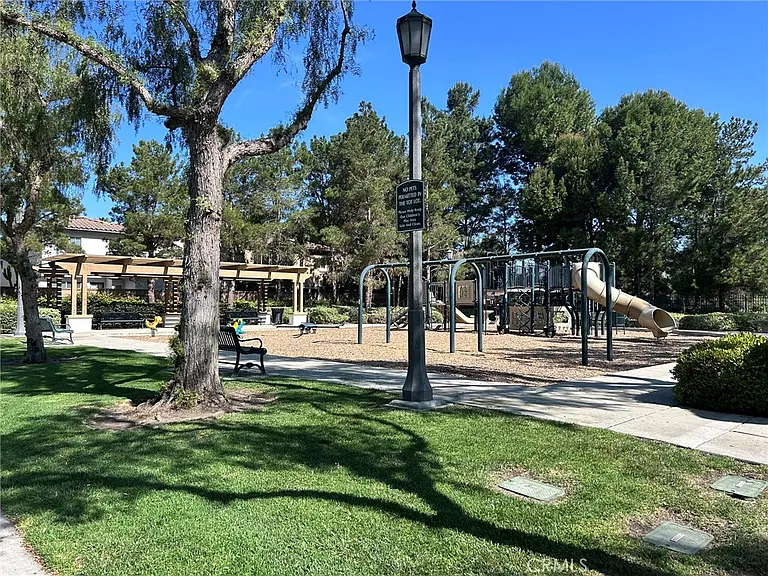 3506 Orangewood — Photo 15