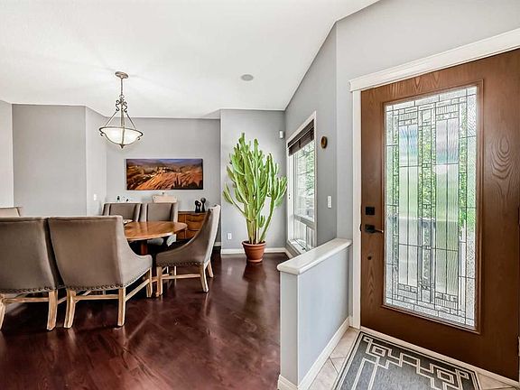 2nd image of 188 W Chapala Dr SE