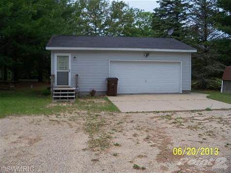 1 car garage and attached mother in law apartment