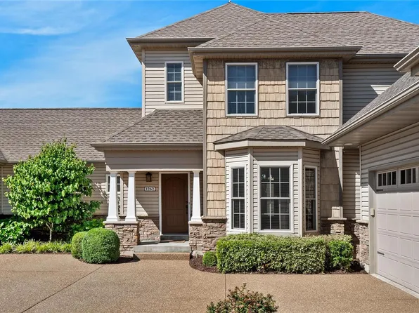 1262 Harmony Lake Dr, Saint Peters, MO 63376