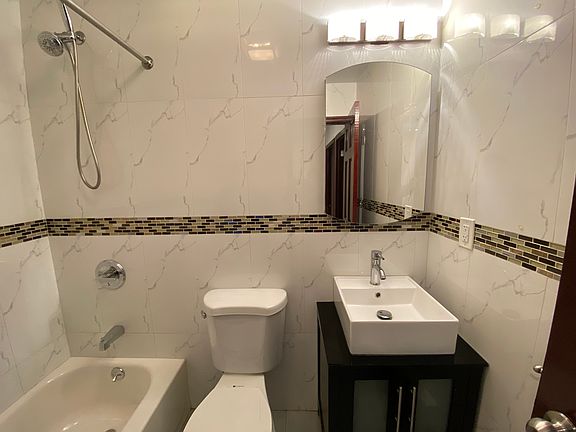 2nd image of 603 W 187th St #3FR