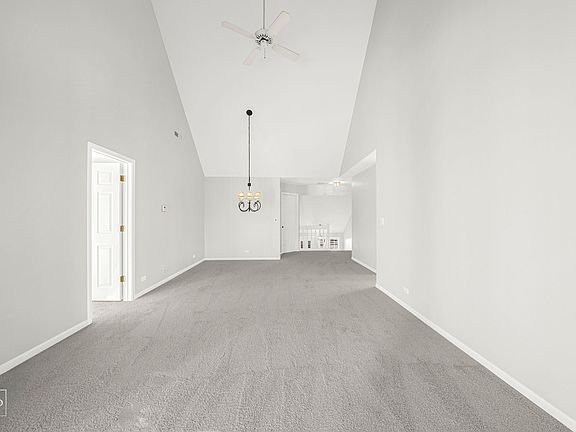 3rd image of 442 Kilkenny Ct #442