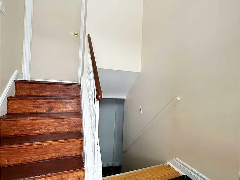 308 Skopit Rd — Photo 7