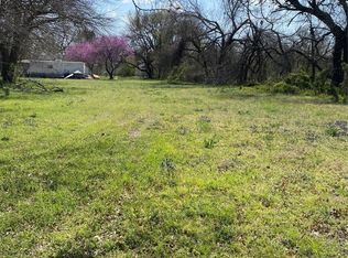 802 Myrtle St, Gainesville, TX 76240