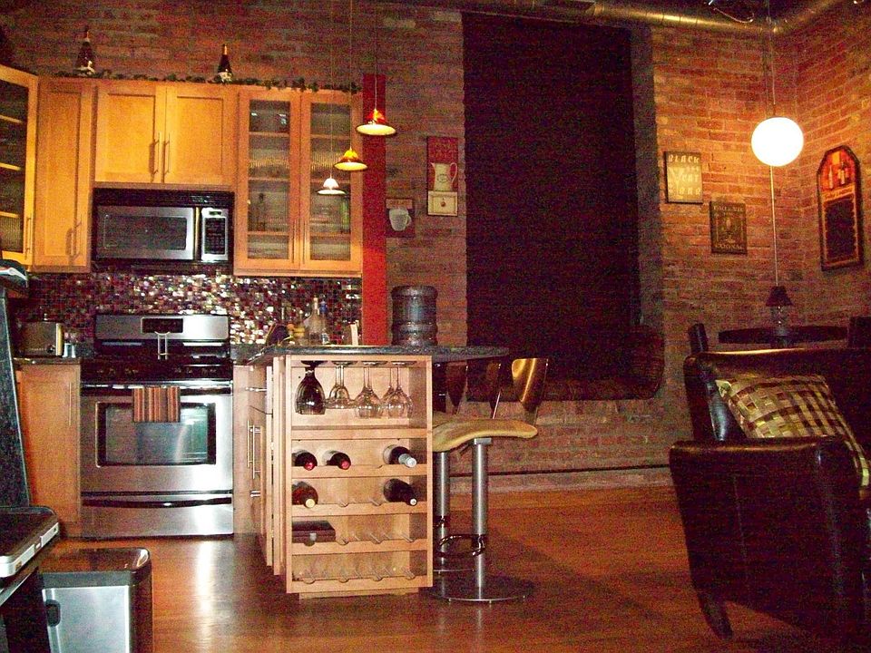 2nd image of 300 W Grand Ave APT 204