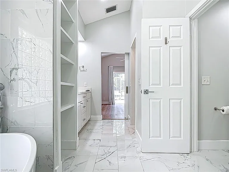 351 Pindo Palm Dr — Photo 24