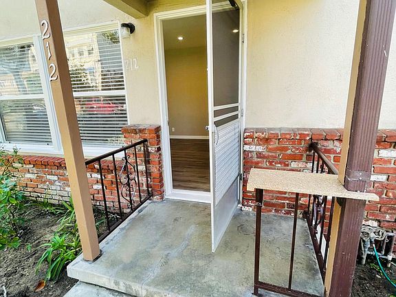 2nd image of 212 W Elk Ave APT 1