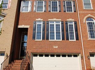 25872 Commons Sq, Chantilly, VA 20152