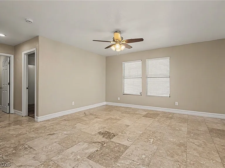 1208 Swanbrooke Dr — Photo 8