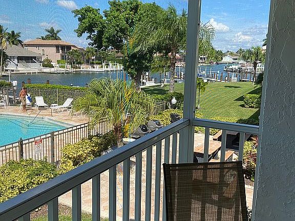 3rd image of 860 Panama Ct Unit 209