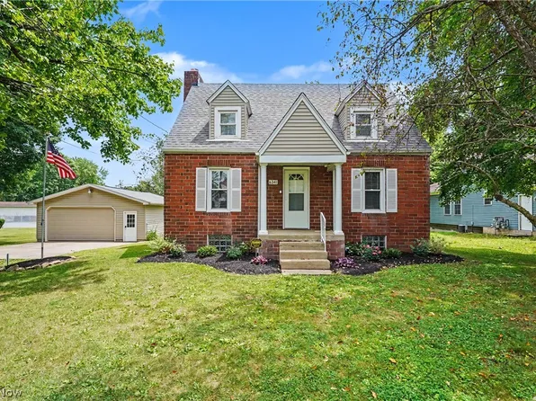 6341 Clingan Rd, Poland, OH 44514