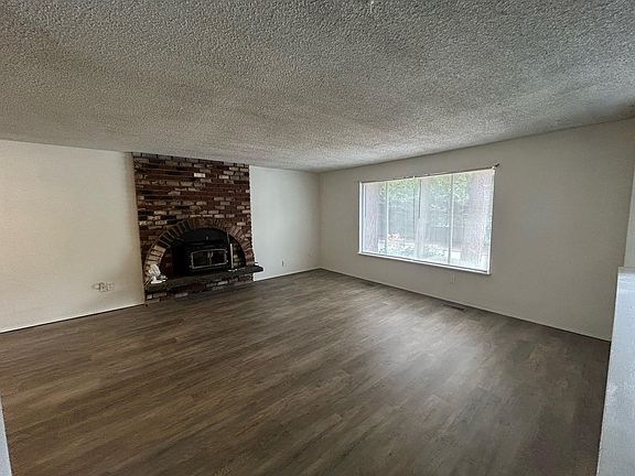 5th image of 5116 128th Pl NE