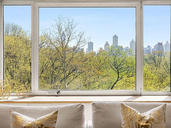 2nd image of 75 Central Park W APT 8B