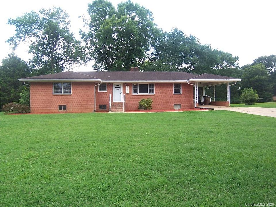 1st image of 2407 Bramblewood Dr