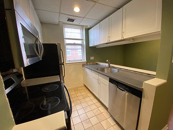 4th image of 1737 Wallace St APT 202