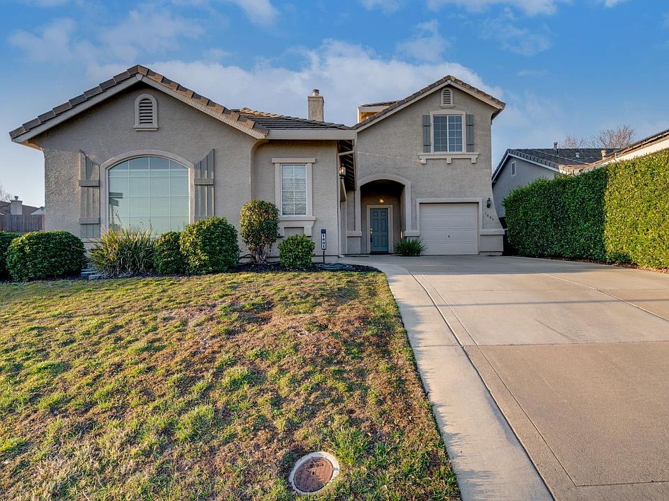 1st image of 1601 Begonia Ct