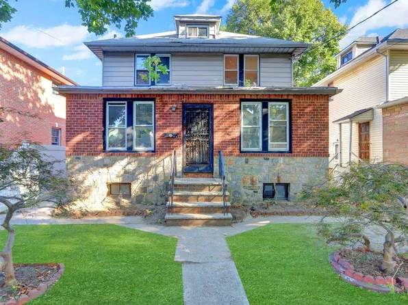 158-29 75th Avenue, Flushing, NY 11366