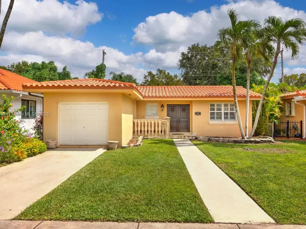 825 El Rado St, Coral Gables, FL 33134