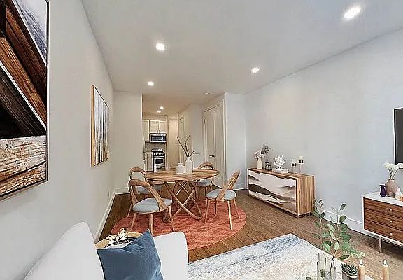 2nd image of 156 E 85th St APT 4D