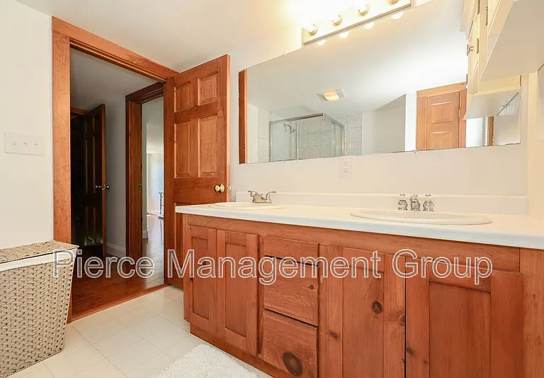 32 Morse Cir — Photo 16