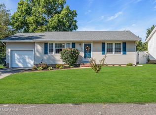 542 California Ave, Brick, NJ 08724