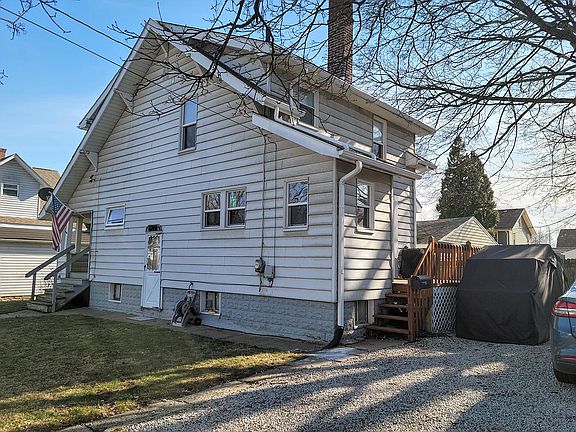 Back Deck and 4 Car Drive