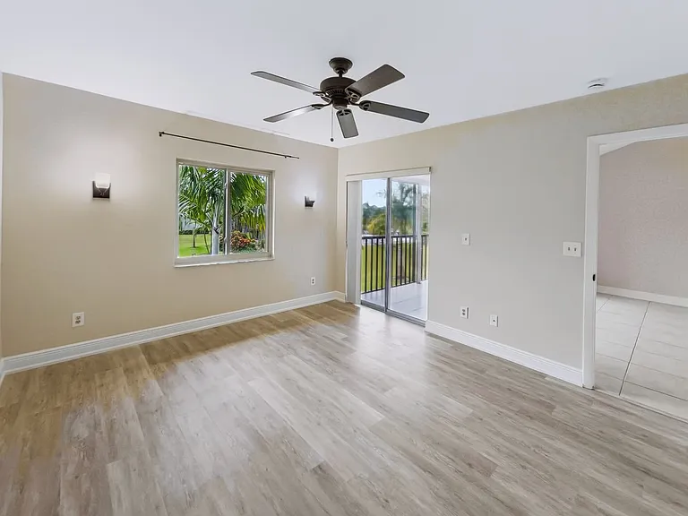 5693 Rattlesnake Hammock Rd #203 — Photo 12
