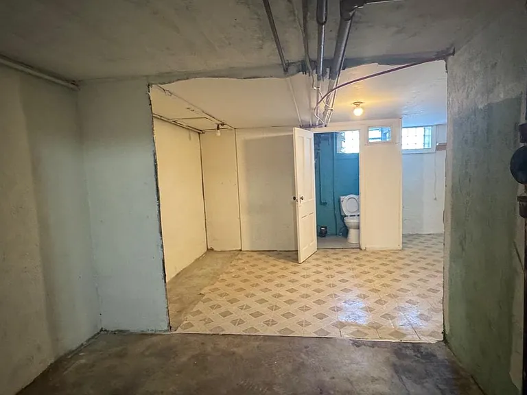 3430 N Water St — Photo 6