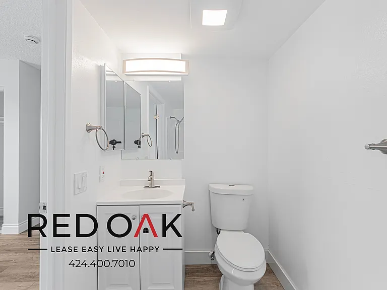 5200 Oakland St #201 — Photo 20