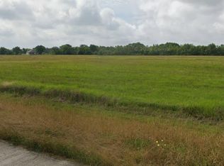 507 Chuckwagon Trl, Angleton, TX 77515