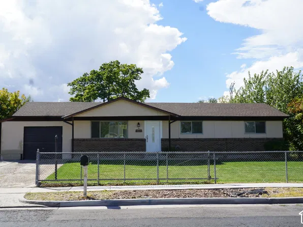 3647 W Toulouse St, West Valley City, UT 84120