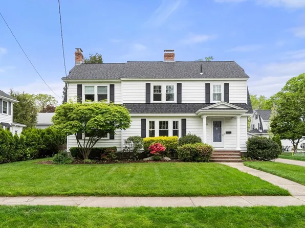 39 Prince St, Needham, MA 02492