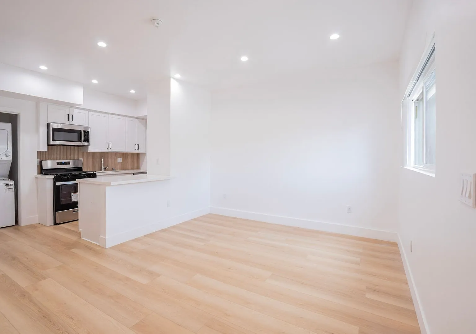 3625 McLaughlin, LLC — Photo 2
