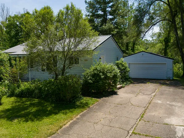 4716 Lexington Ave, Portage, MI 49002