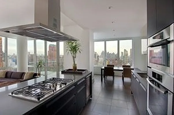 Rented by Douglas Elliman | media 6
