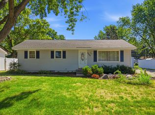 9442 Saratoga Ln N, Maple Grove, MN 55369