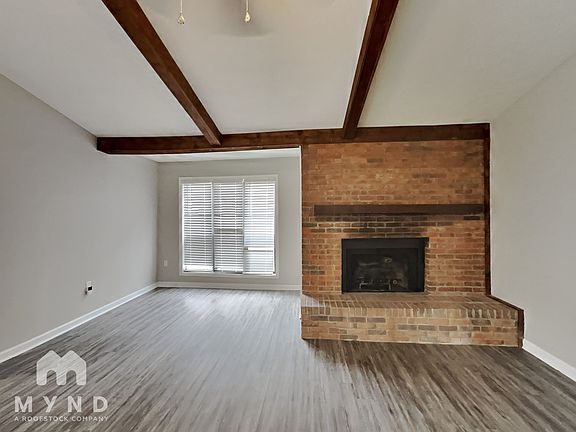 4th image of 5867 Willow Springs Dr
