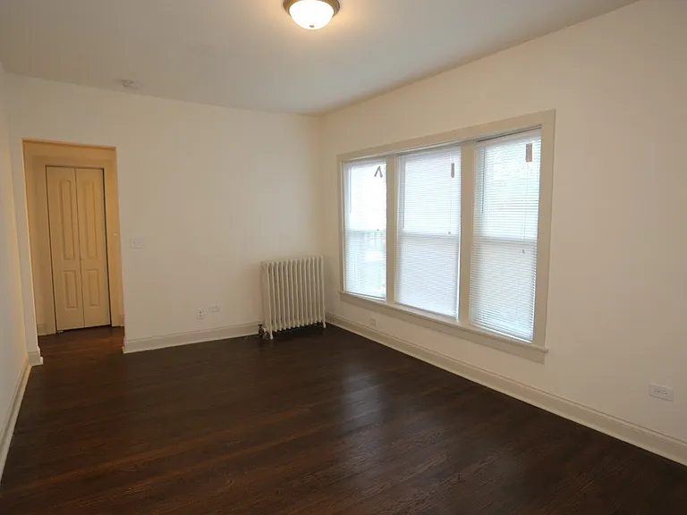 4716 N Racine Ave #E4 — Photo 10
