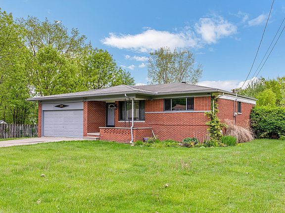 3rd image of 20270 Fenton St